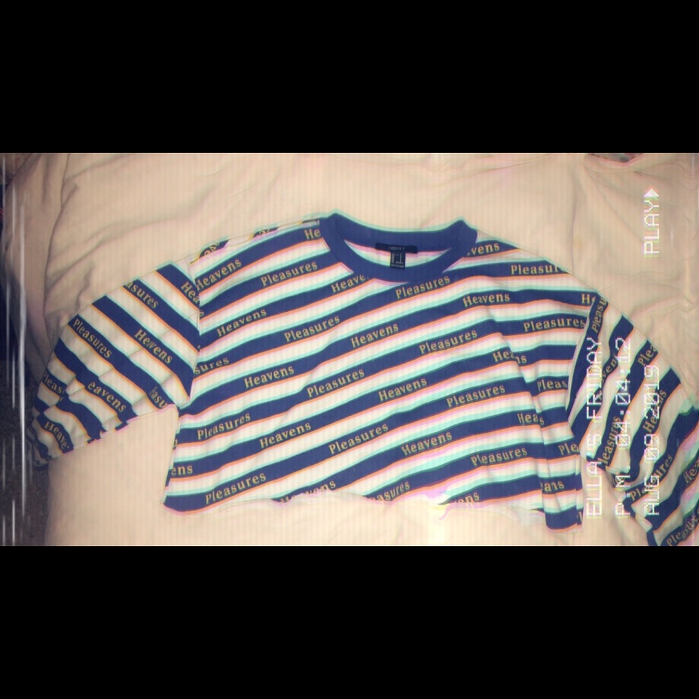 Long sleeve sweater crop top